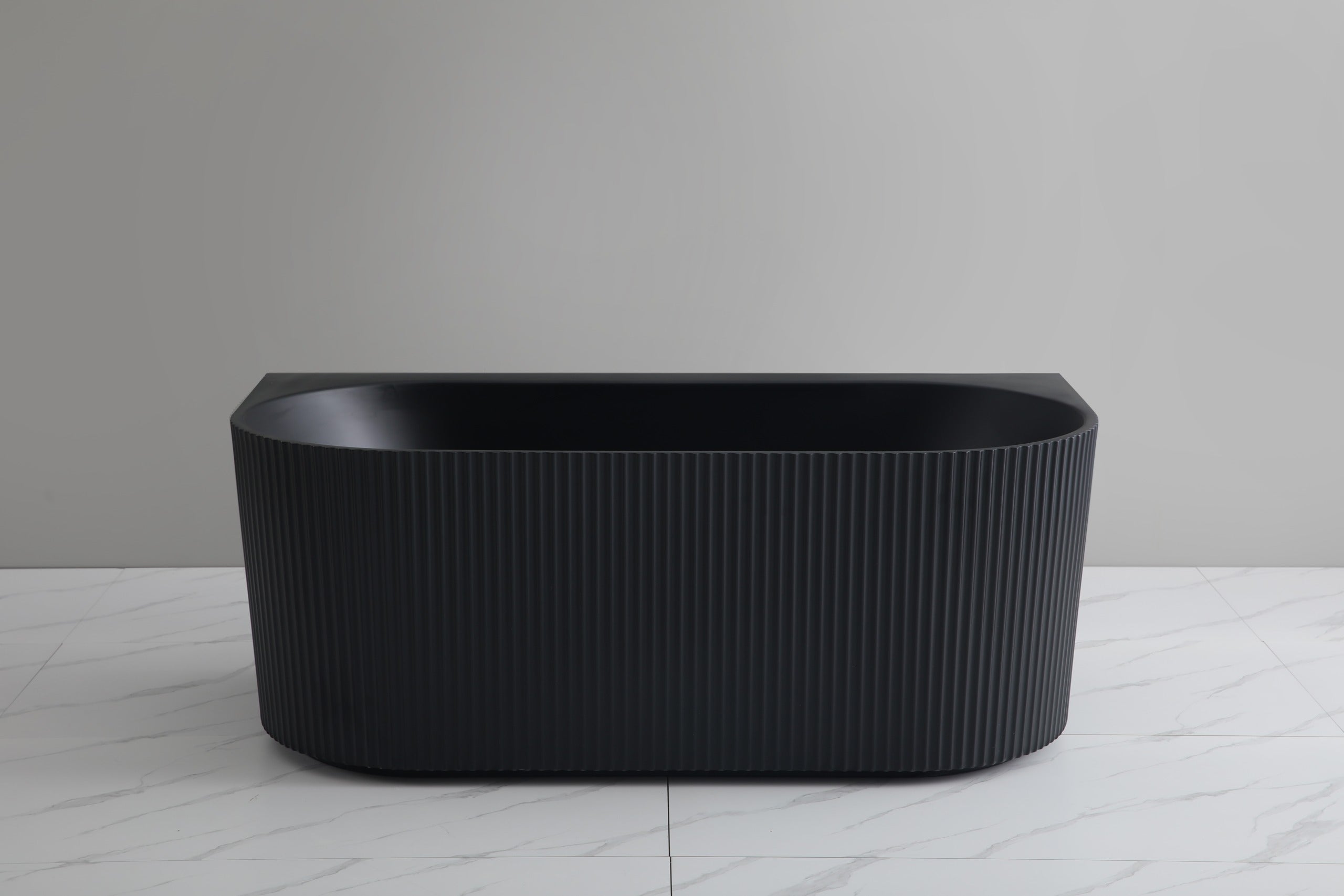 Bari Back To Wall Bathtub